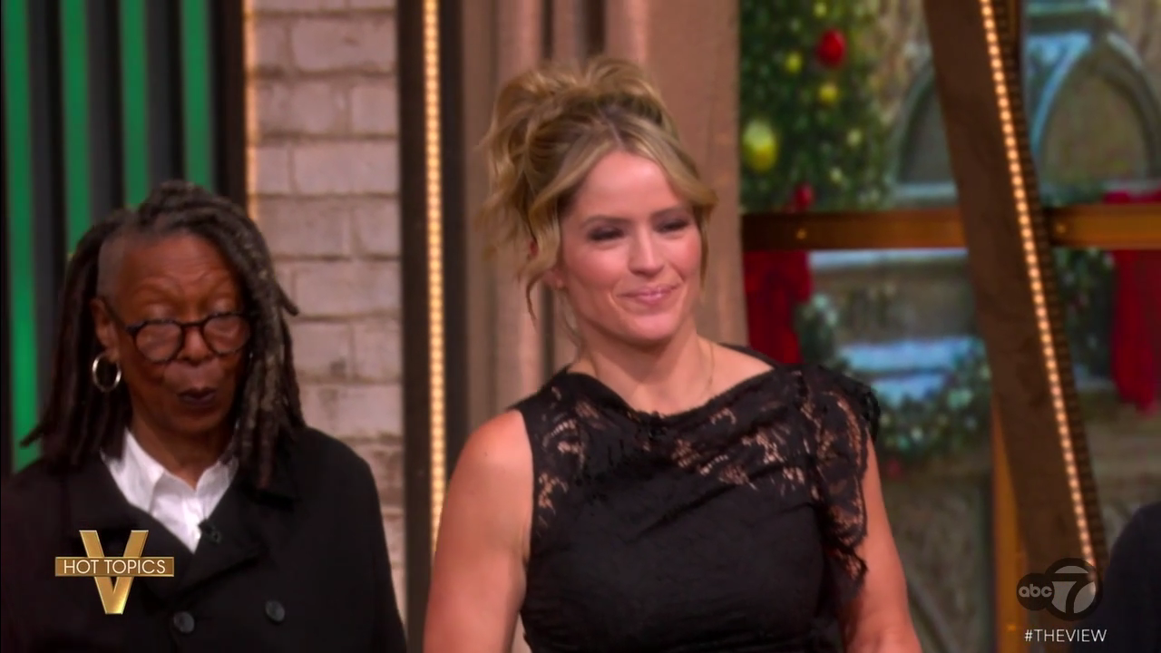 The View S29E71 2025-12-17-1100 (09).png