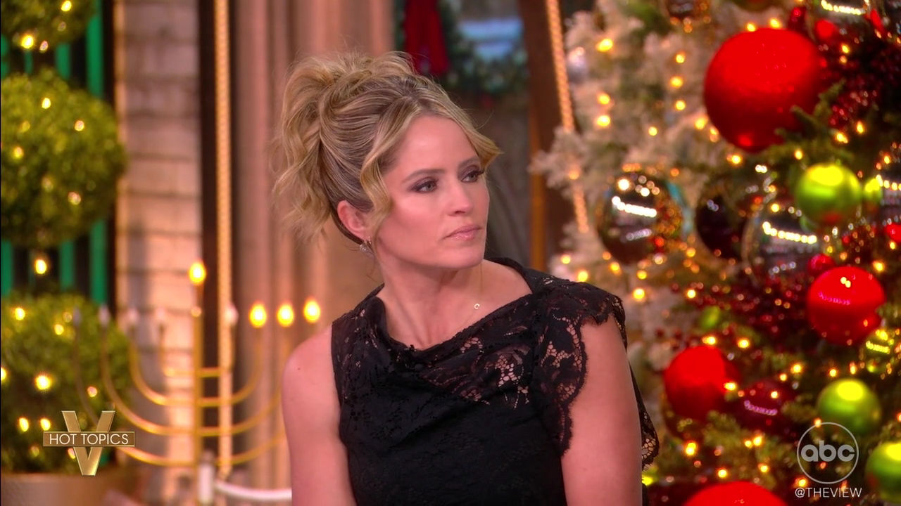 The View S29E71 2025-12-17-1100 (16).png