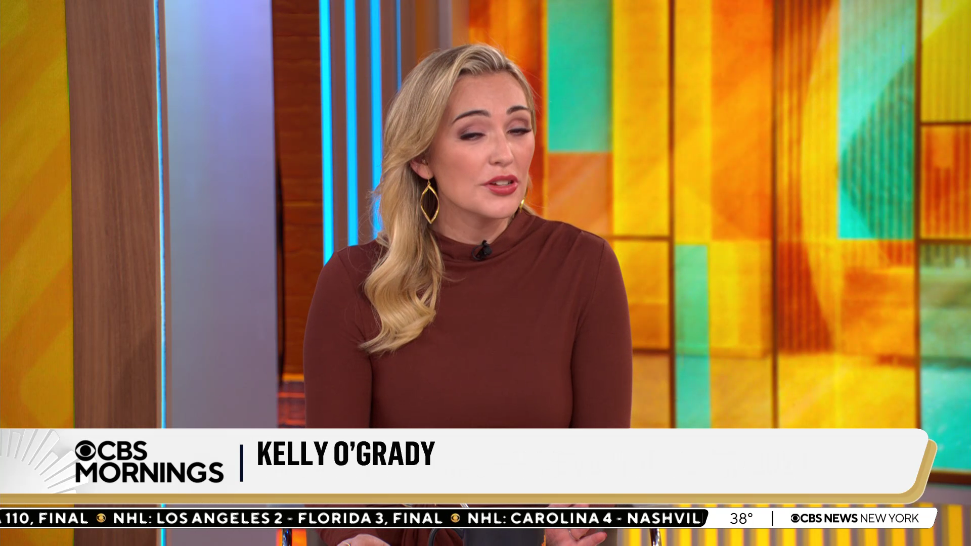 CBS Mornings 2025-12-18-0700 (08).png