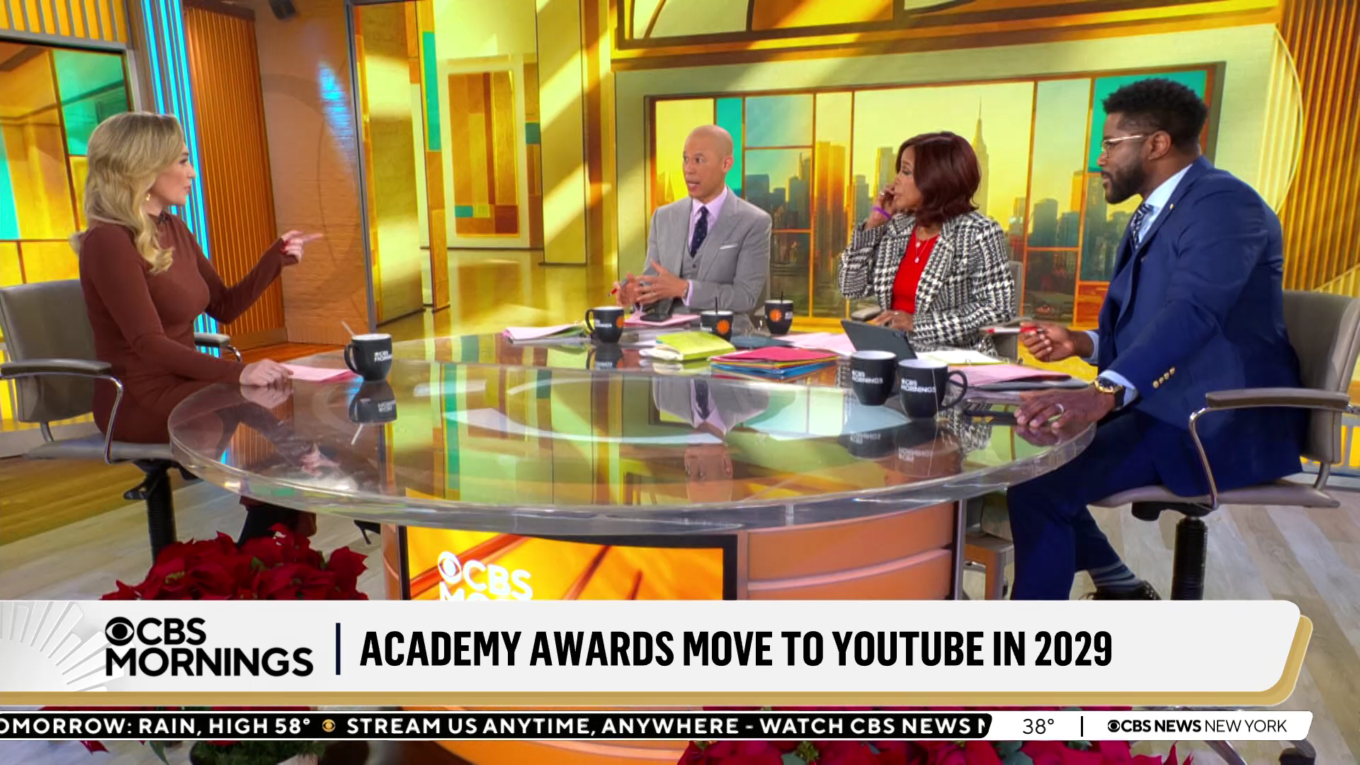 CBS Mornings 2025-12-18-0700 (17).png