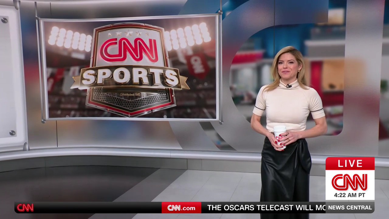 CNN News Central 2025-12-18-0700 (10).png