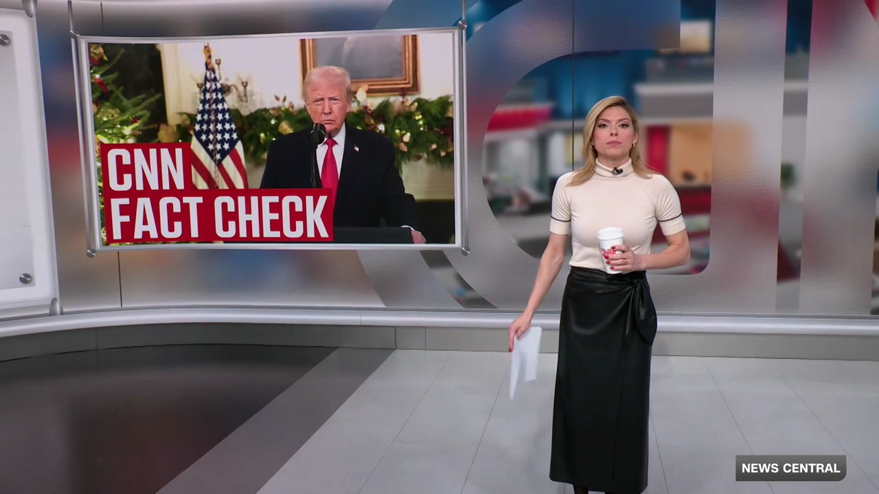 CNN News Central 2025-12-18-0700 (15).png