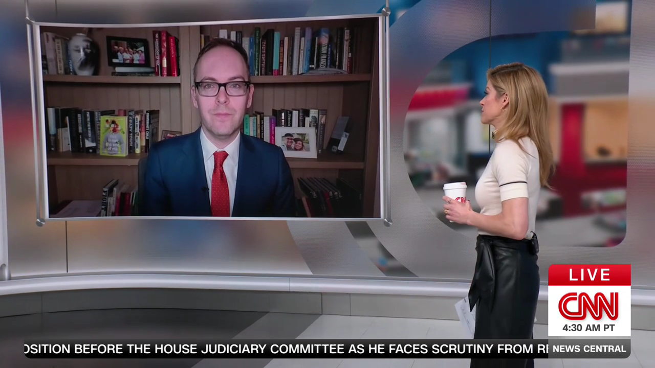 CNN News Central 2025-12-18-0700 (19).png