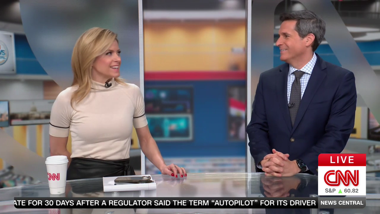 CNN News Central 2025-12-18-0900 (05).png