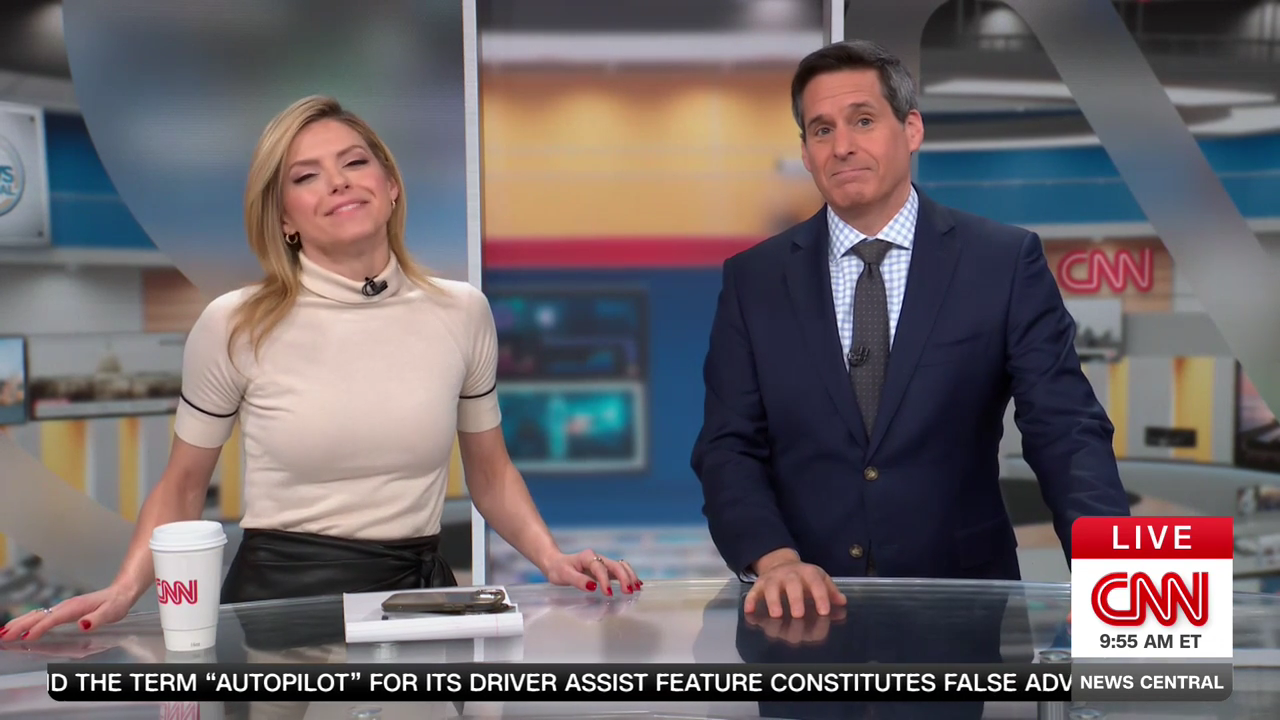 CNN News Central 2025-12-18-0900 (08).png