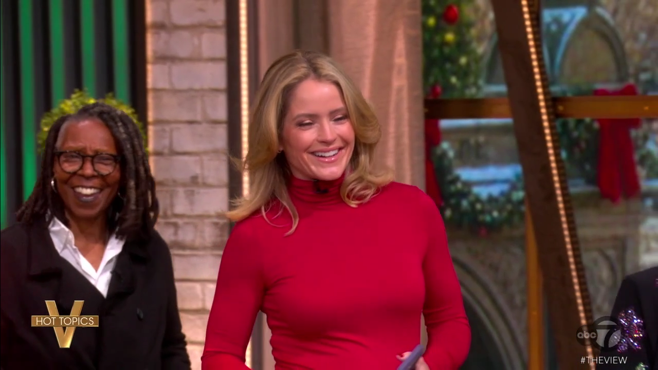 The View S29E72 2025-12-18-1100 (10).png