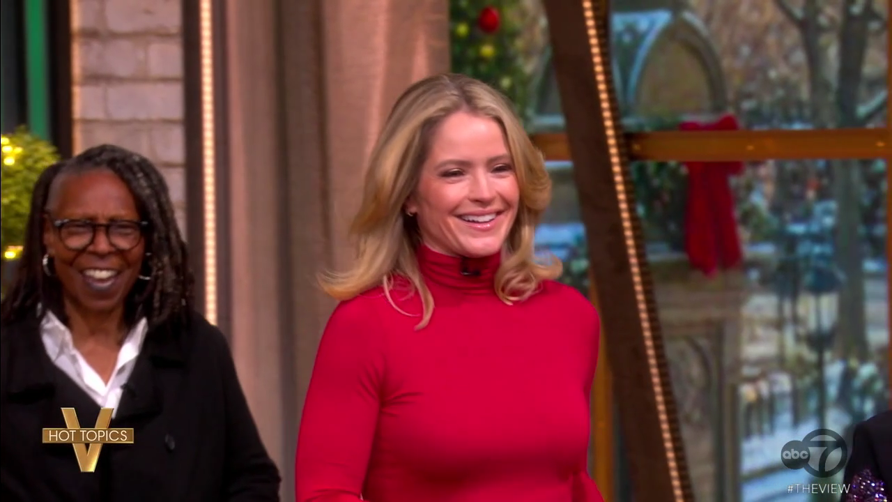 The View S29E72 2025-12-18-1100 (11).png