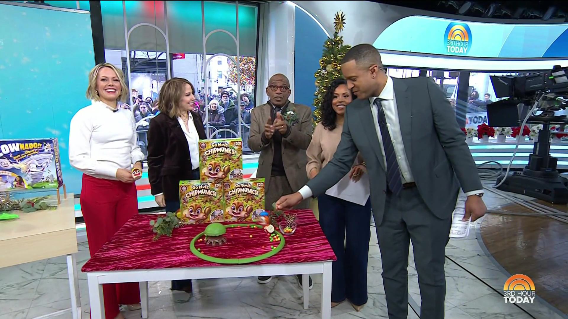 Today 3rd Hour S08E63 2025-12-18-0900 (22).png