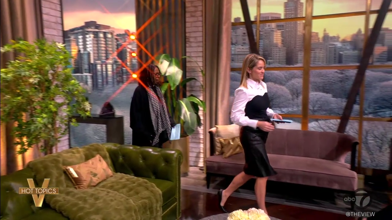 The View S29E76 2026-01-07-1100 (05).png