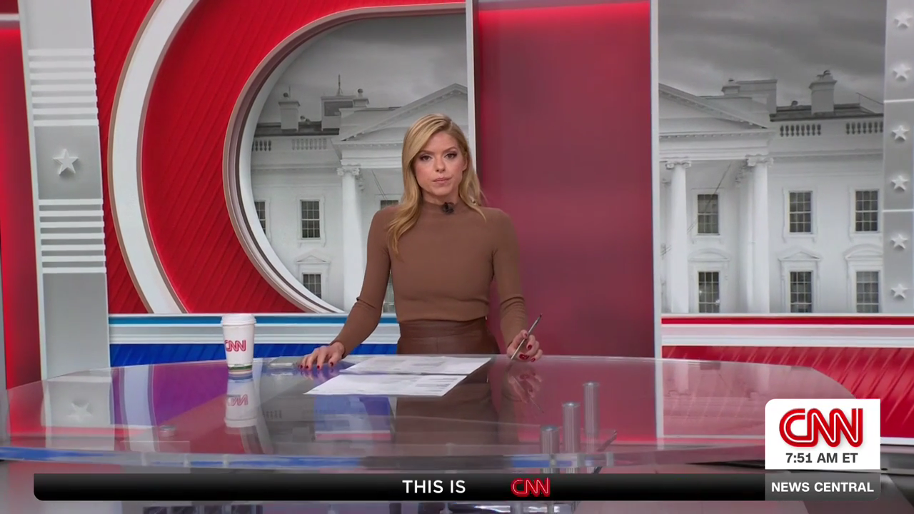CNN News Central 2026-01-08-0700 (35).png