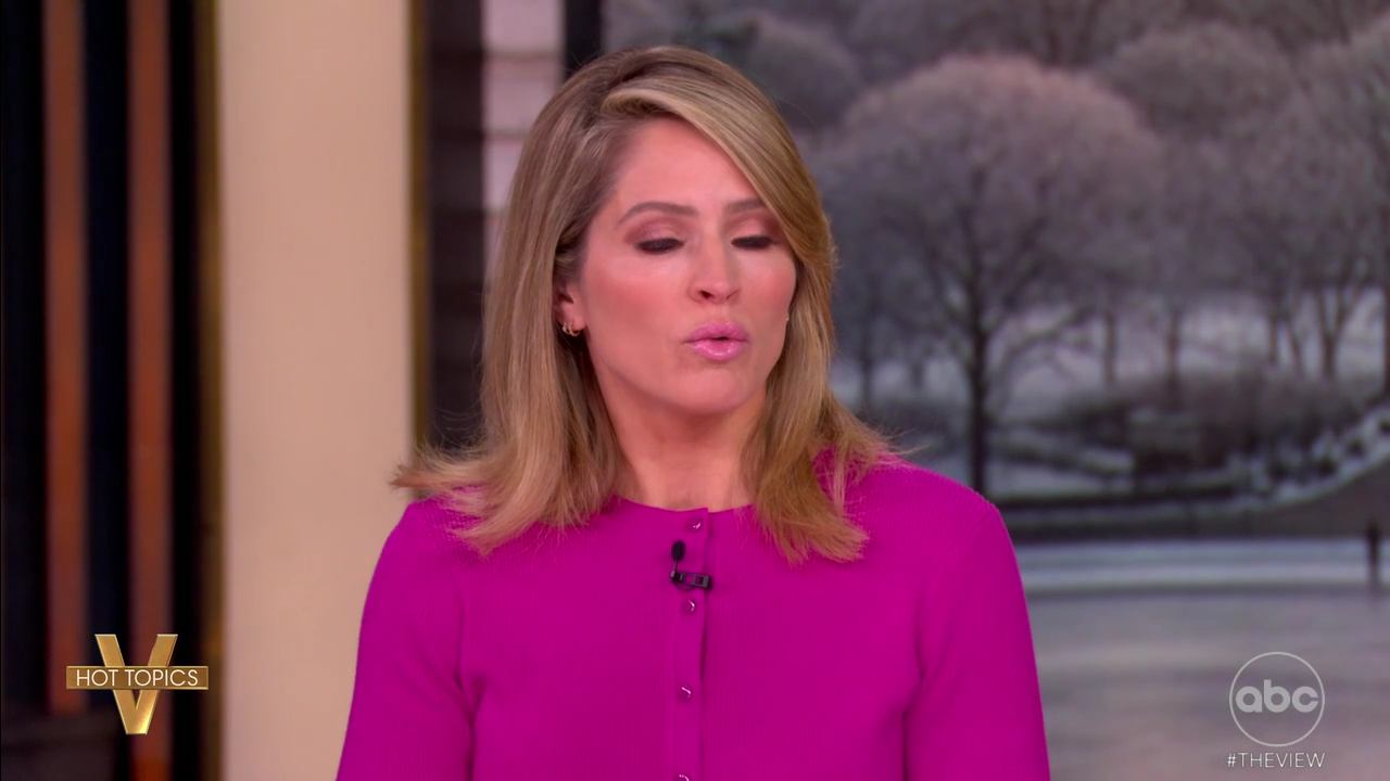 The View S29E77 2026-01-08-1100 (24).png