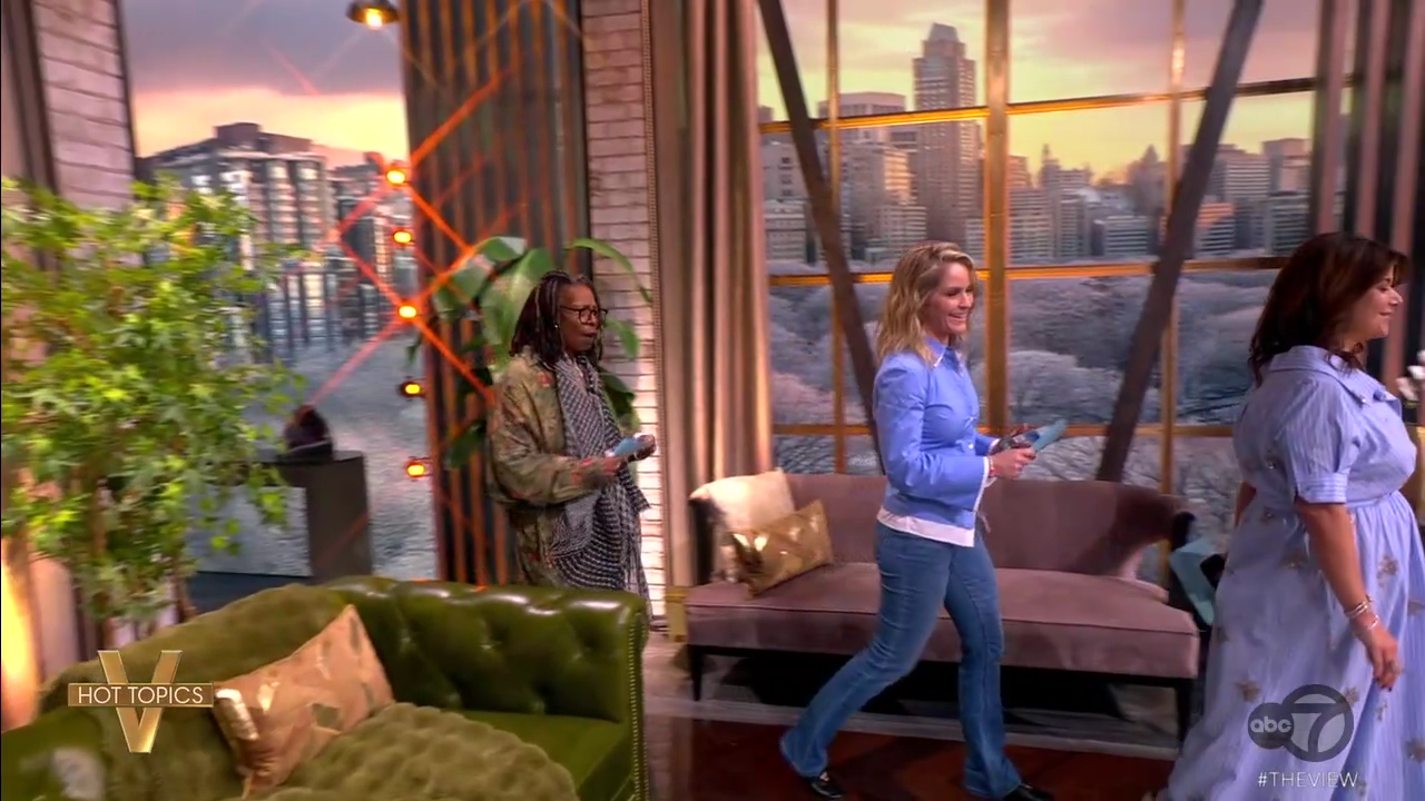 The View S29E79 2026-01-12-1100 (05).png