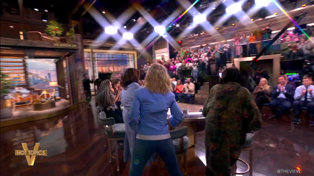 The View S29E79 2026-01-12-1100 (16).png