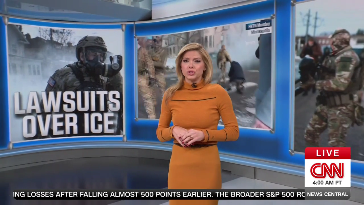 CNN News Central 2026-01-13-0700 (04).png