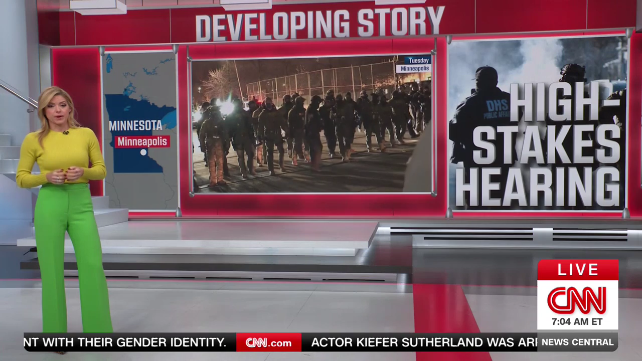 CNN News Central 2026-01-14-0700 (13).png