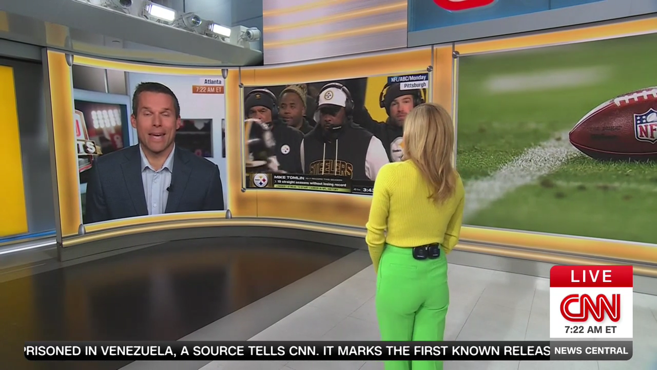 CNN News Central 2026-01-14-0700 (34).png