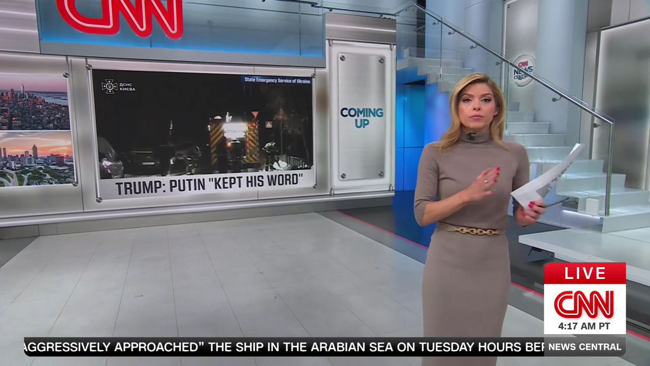 CNN News Central 2026-02-04-0700 (15).png