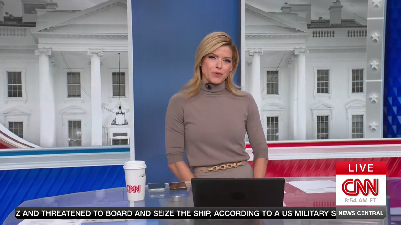 CNN News Central 2026-02-04-0800 (04).png