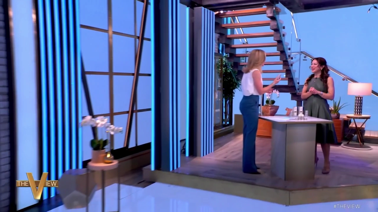 The View S29E97 2026-02-05-1100 (34).png