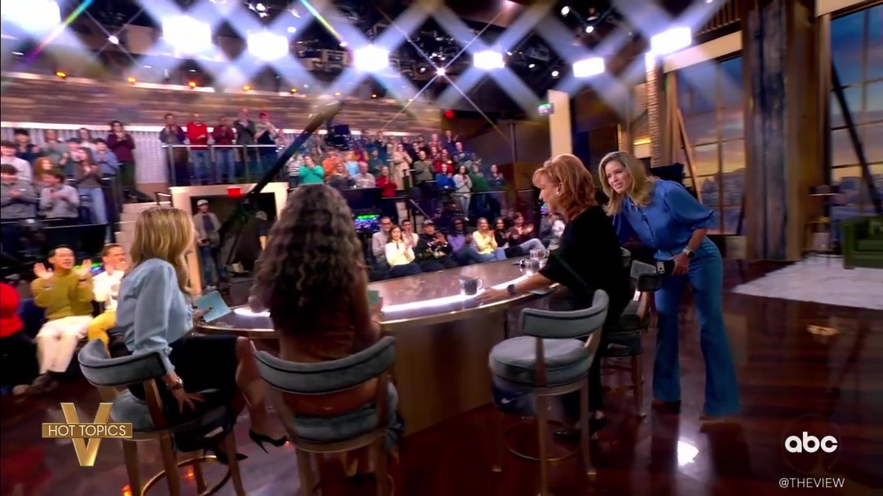 The View S29E112 2026-02-26-1100 (15).png