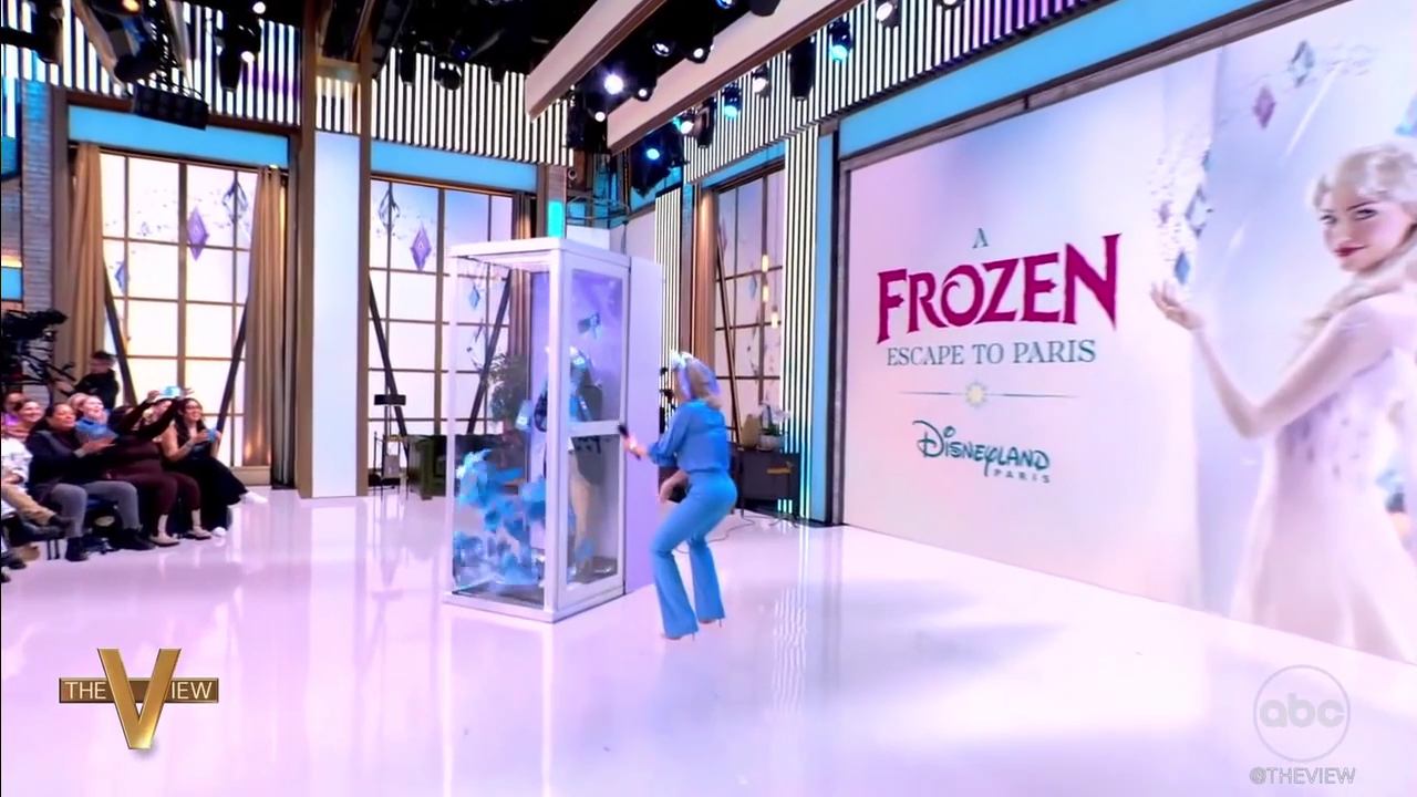 The View S29E112 2026-02-26-1100 (38).png