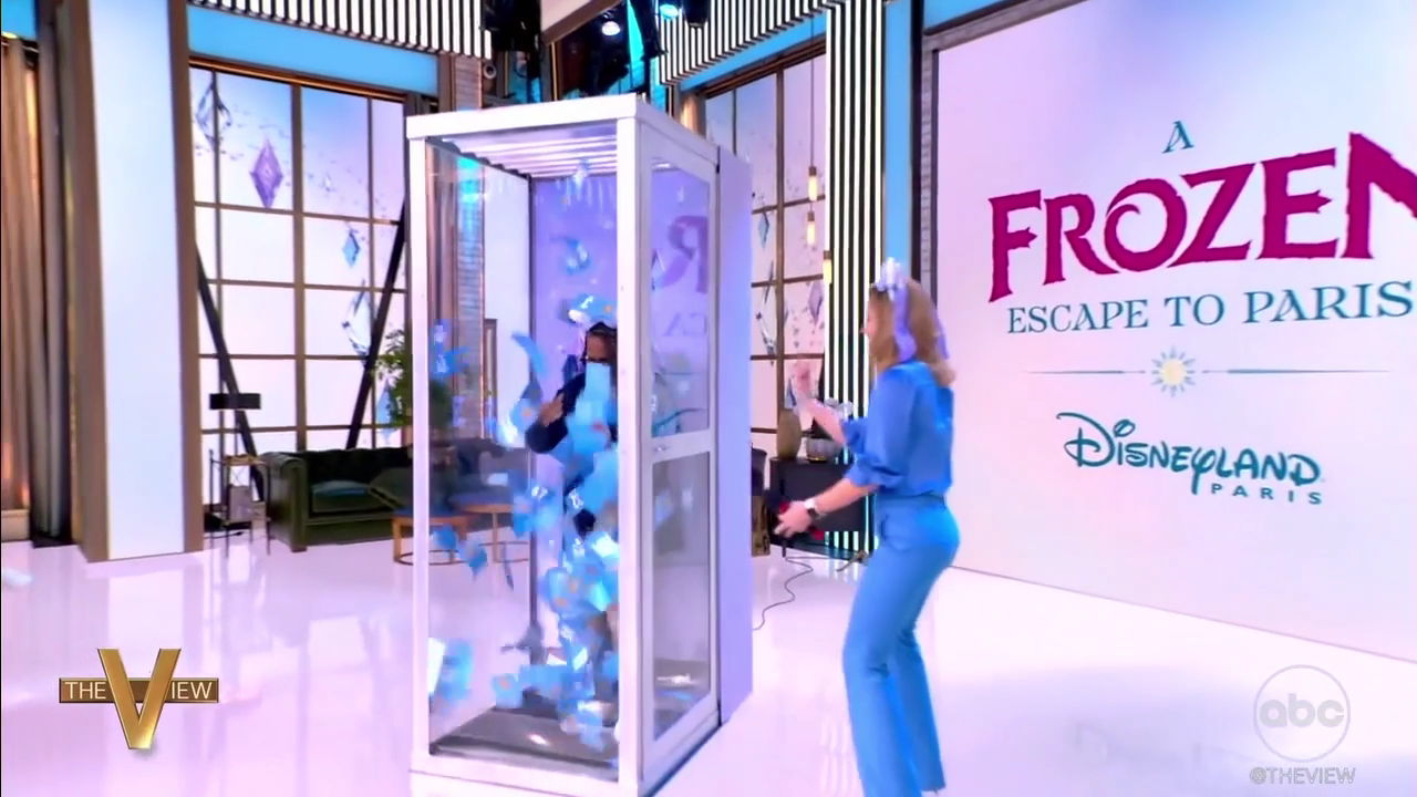 The View S29E112 2026-02-26-1100 (40).png