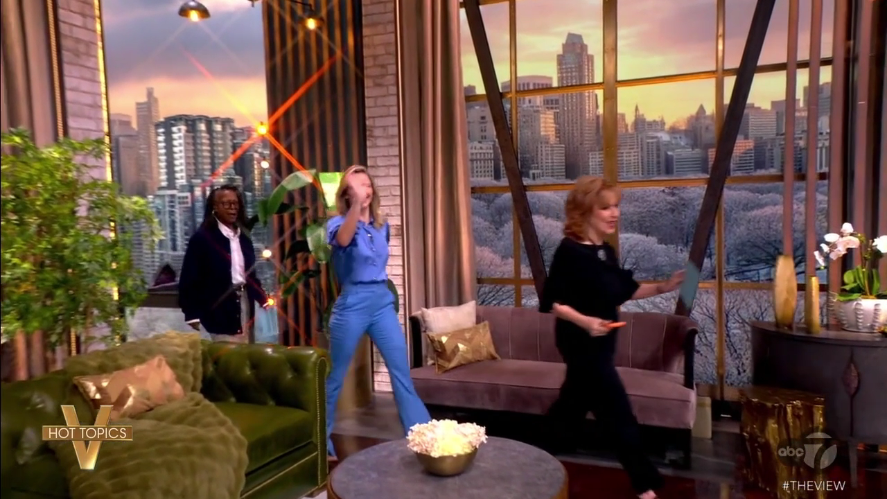 The View S29E112 2026-02-26-1100.png