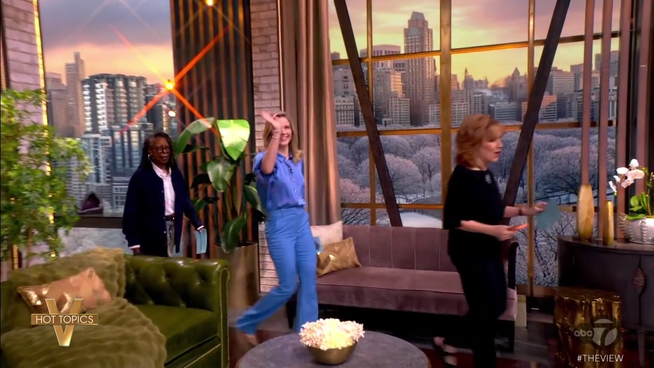 The View S29E112 2026-02-26-1100 (02).png