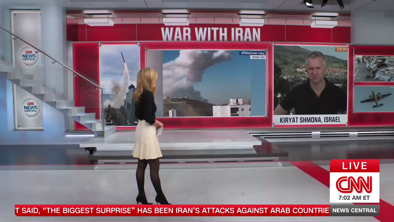 CNN News Central 2026-03-03-0700 (16).png