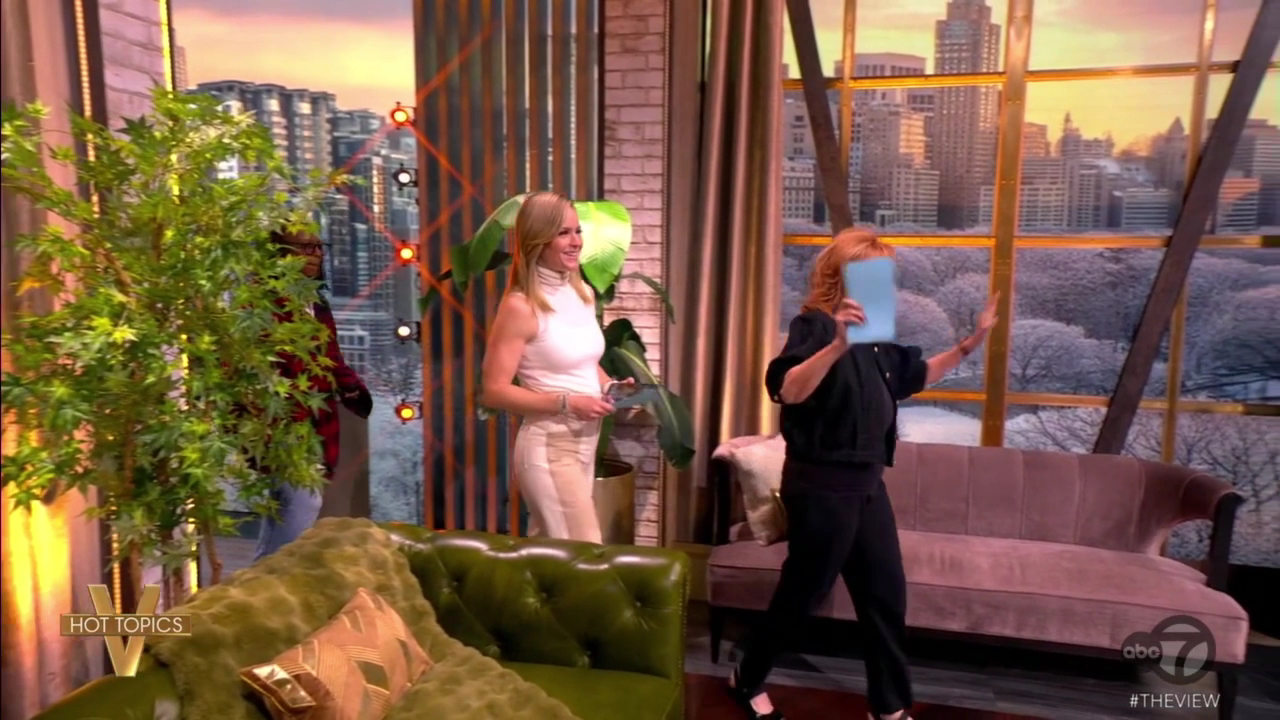 The View S29E115 2026-03-03-1100.png