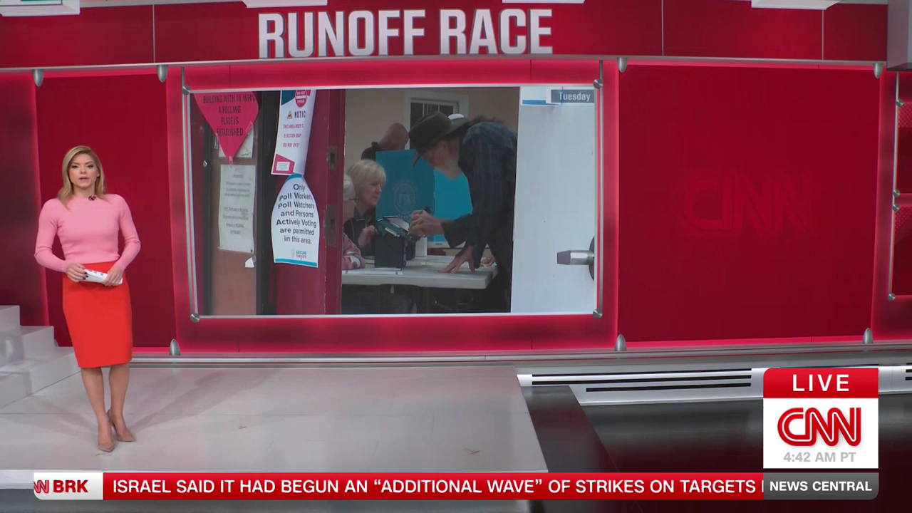 CNN News Central 2026-03-11-0700 (19).png