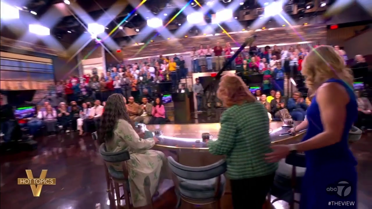 The View S29E121 2026-03-11-1100 (09).png