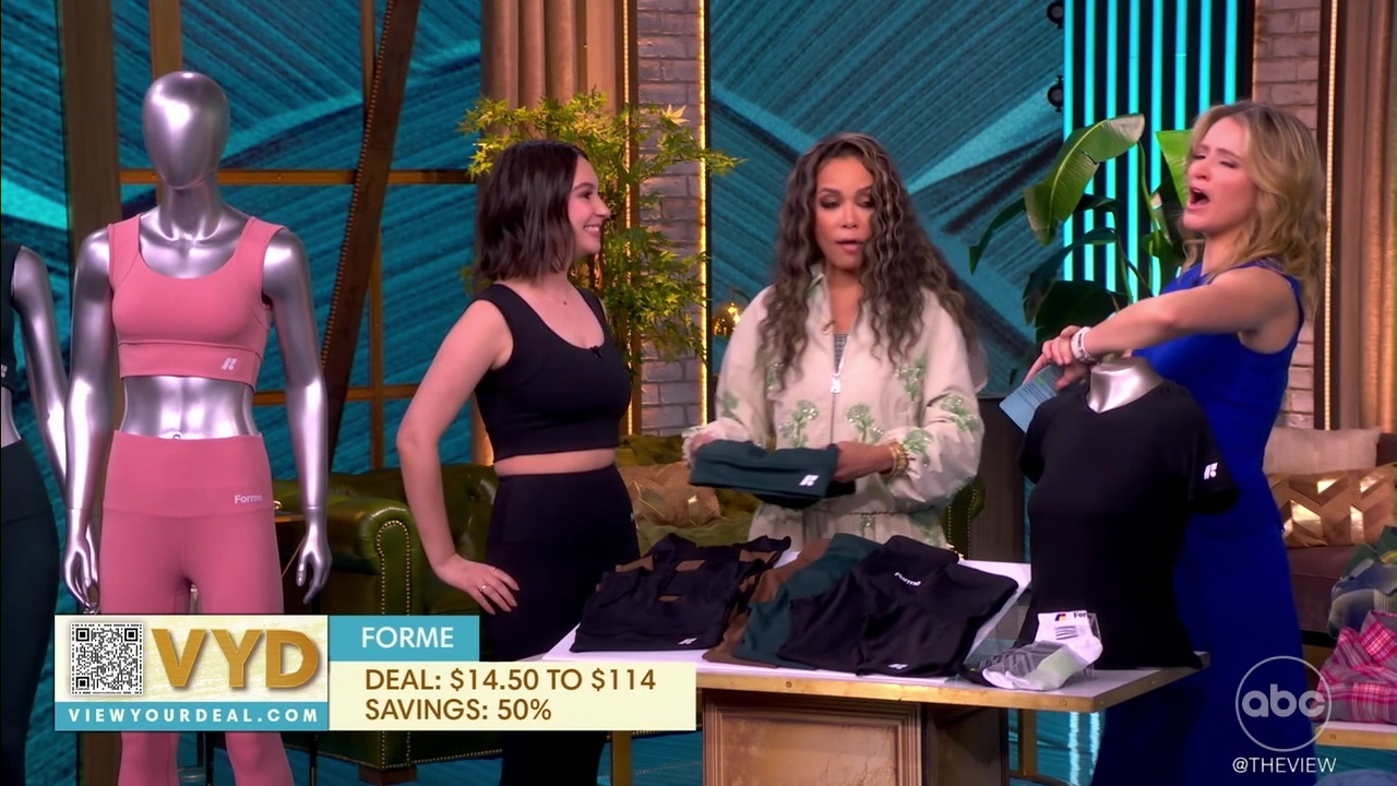 The View S29E121 2026-03-11-1100 (18).png