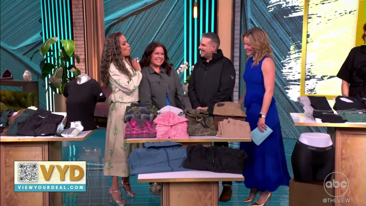 The View S29E121 2026-03-11-1100 (19).png