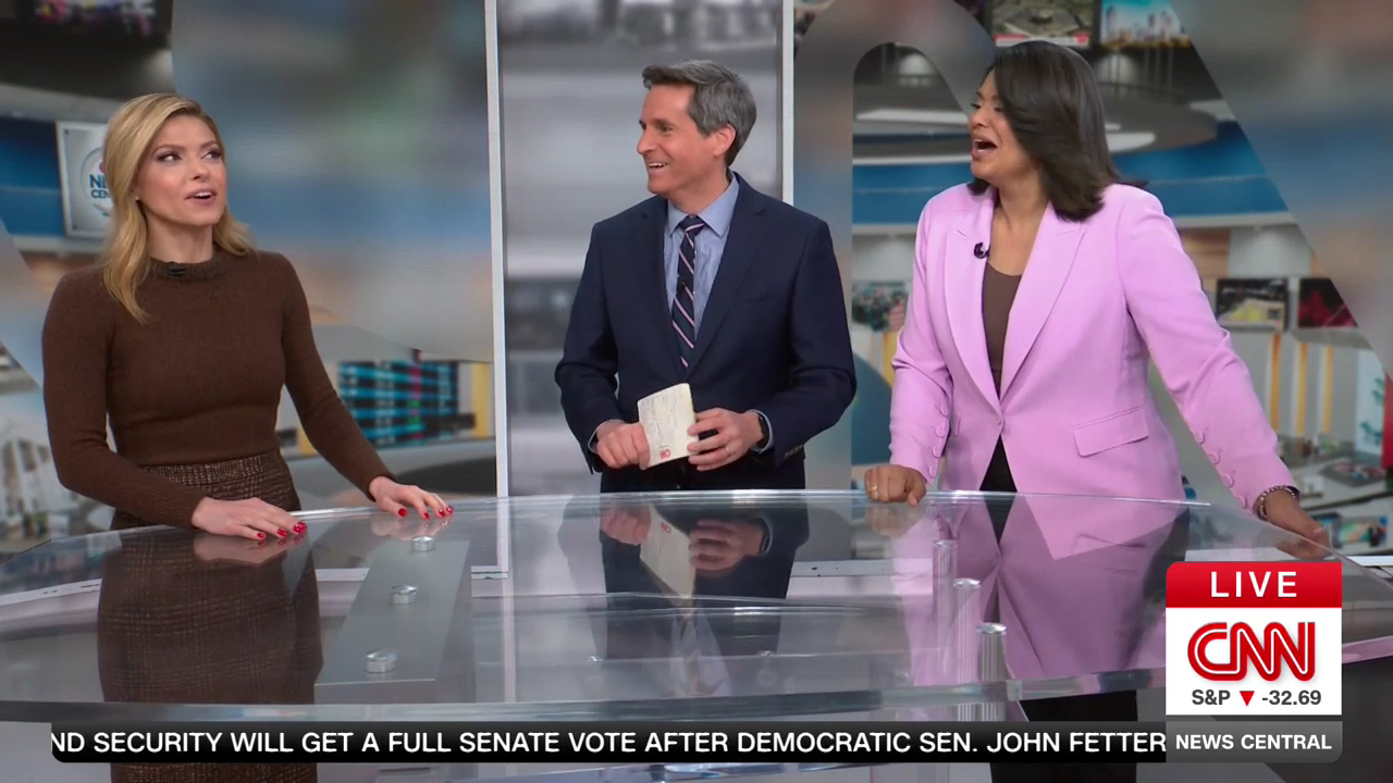 CNN News Central 2026-03-19-0900 (11).png