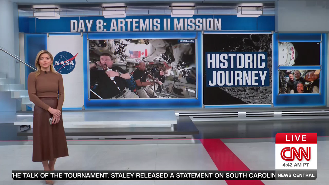 CNN News Central 2026-04-08-0700 (32).png