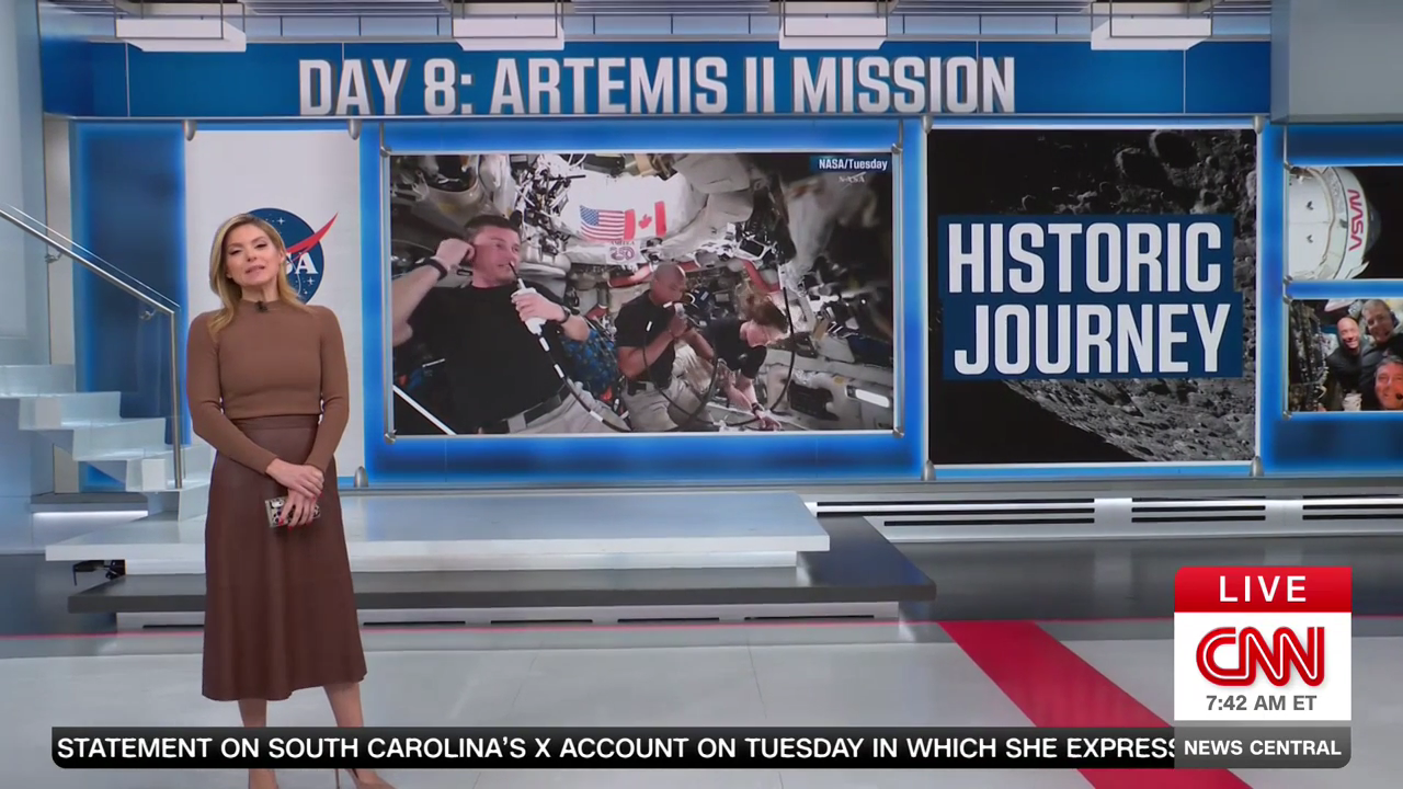 CNN News Central 2026-04-08-0700 (33).png