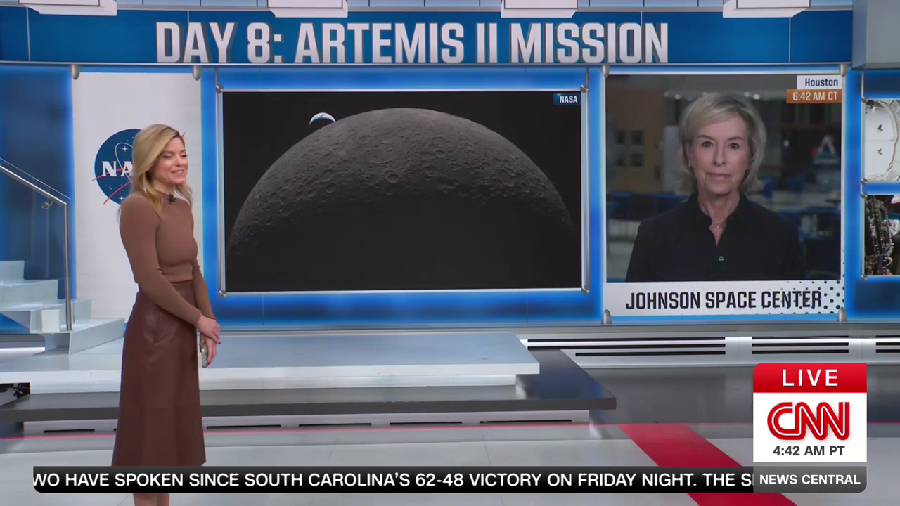 CNN News Central 2026-04-08-0700 (37).png