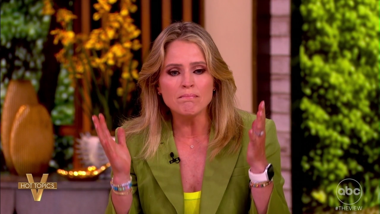 The View S29E138 2026-04-13-1100 (22).png