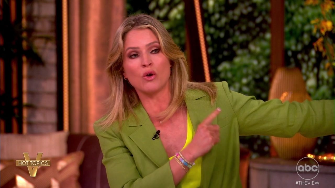 The View S29E138 2026-04-13-1100 (32).png