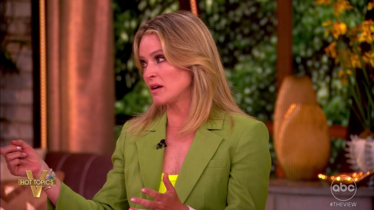 The View S29E138 2026-04-13-1100 (33).png