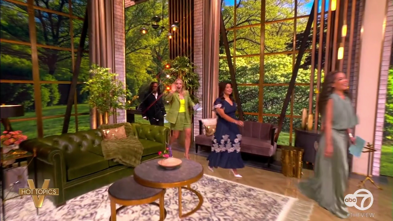 The View S29E138 2026-04-13-1100.png