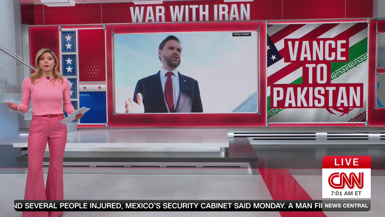 CNN News Central 2026-04-21-0700 (04).png