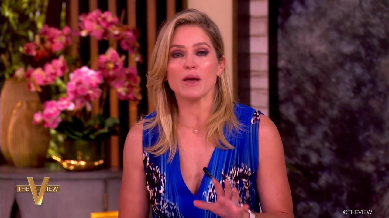 The View S29E147 2026-04-24-1100 (16).png