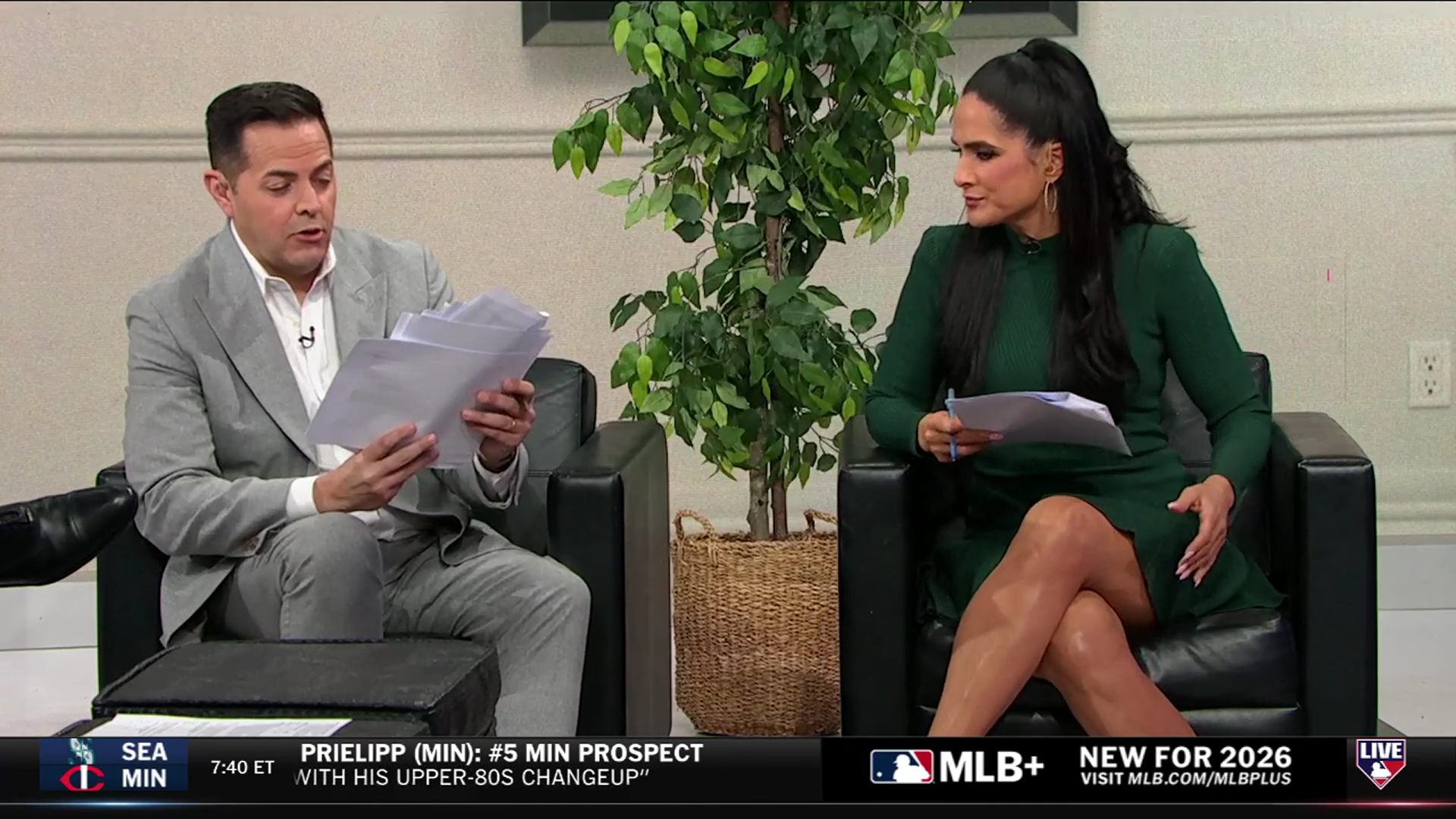 MLB Central 2026-04-27-1000 (44).png
