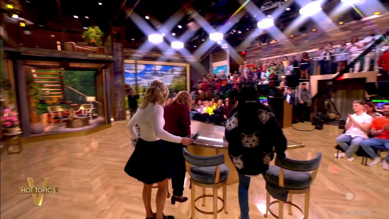 The View S29E151 2026-04-30-1100 (07).png