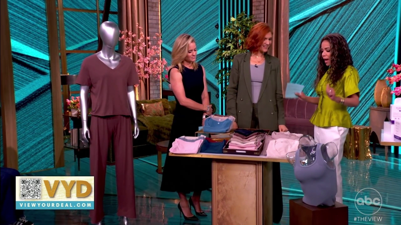 The View S29E155 2026-05-06-1100 (38).png