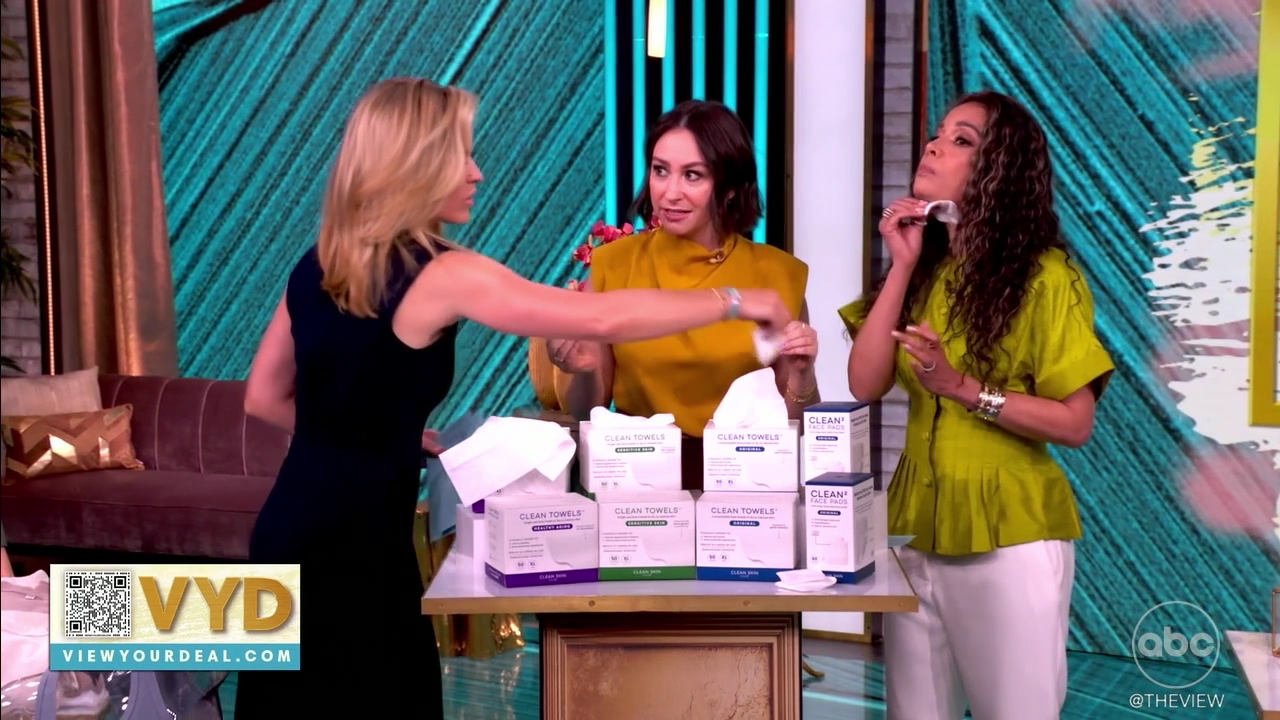The View S29E155 2026-05-06-1100 (48).png