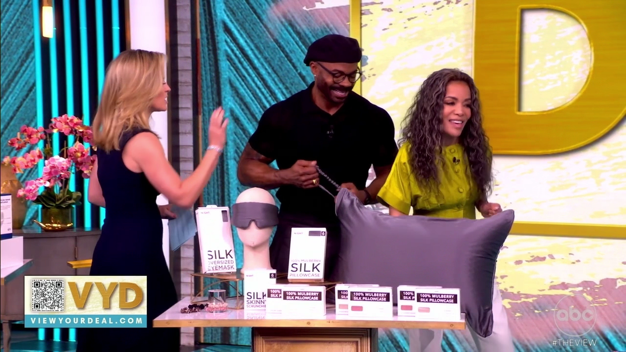 The View S29E155 2026-05-06-1100 (54).png