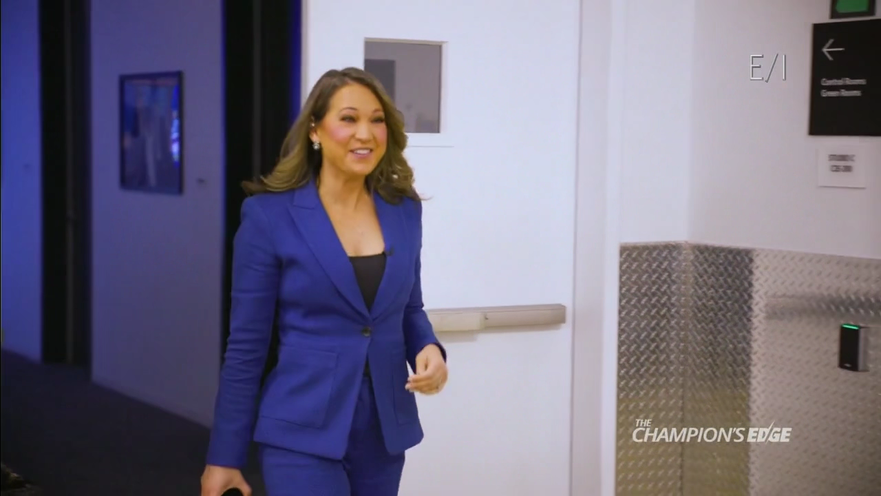 The Champion's Edge with Bonnie Bernstein S01E01 Ginger Zee Weathering the 2026-05-09-1100 (03).png